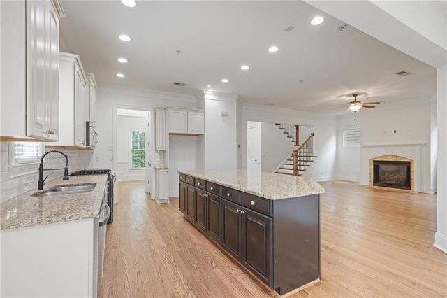 232 Hunt NE Street, Marietta, GA 30060