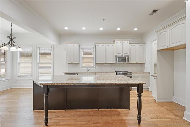 232 Hunt NE Street, Marietta, GA 30060