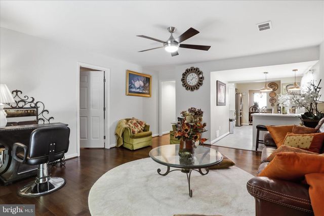 211 KEYES CT, Sterling, VA 20164
