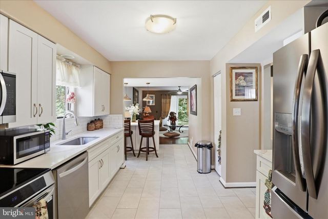 211 KEYES CT, Sterling, VA 20164