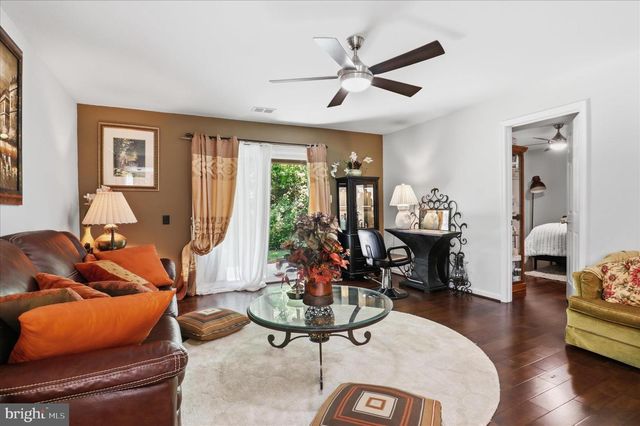 211 KEYES CT, Sterling, VA 20164