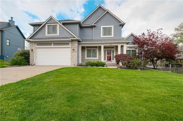 1004 Aspen Drive, Liberty, MO 64068