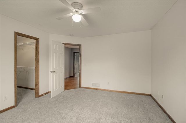 1004 Aspen Drive, Liberty, MO 64068