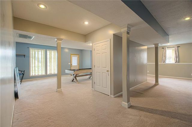 1004 Aspen Drive, Liberty, MO 64068