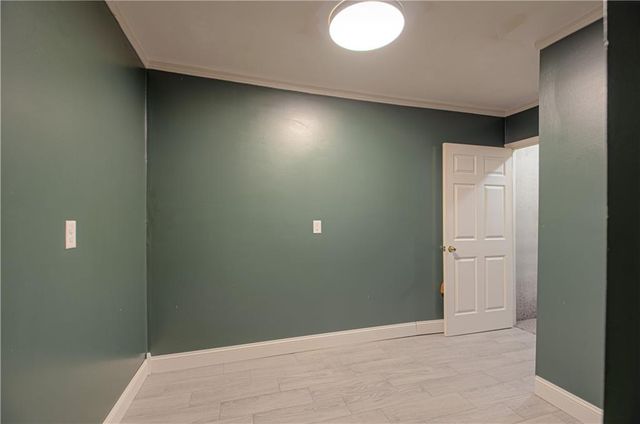 1004 Aspen Drive, Liberty, MO 64068