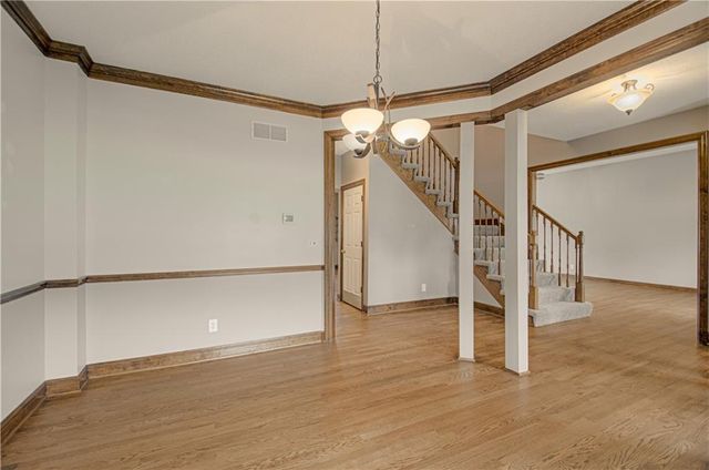 1004 Aspen Drive, Liberty, MO 64068