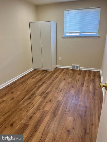 2305 BENSON ST, Philadelphia, PA 19152