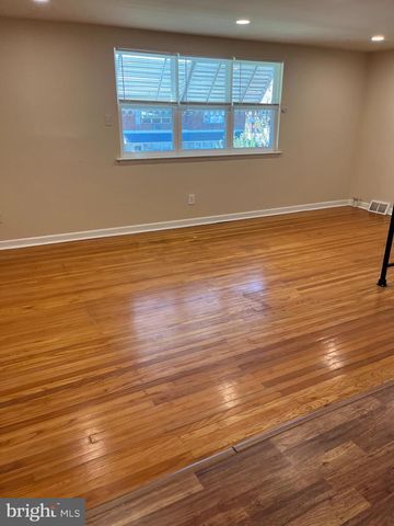 2305 BENSON ST, Philadelphia, PA 19152