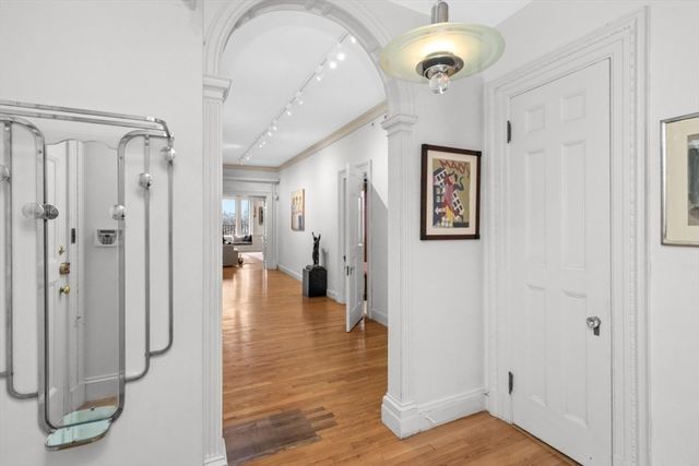 404 Beacon Street 3, Boston, MA 02115