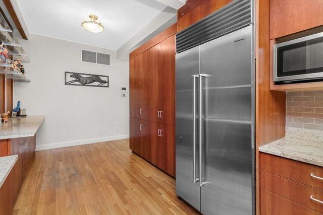 404 Beacon Street 3, Boston, MA 02115