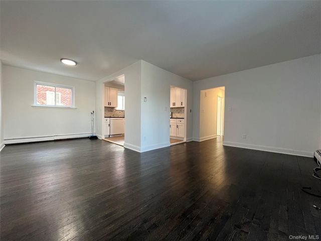 7550 Furmanville Avenue, Middle Village, NY 11379