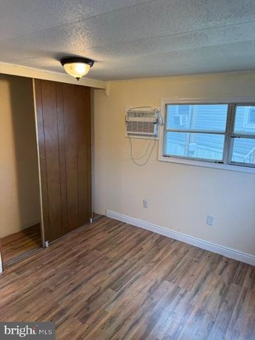 20 GEORGE DR, Middletown, PA 17057