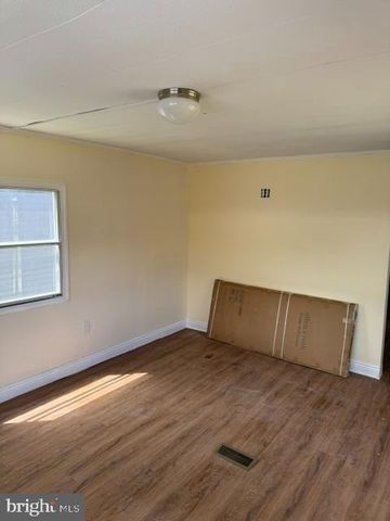 20 GEORGE DR, Middletown, PA 17057