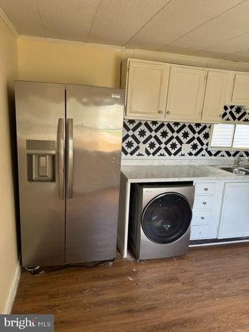 20 GEORGE DR, Middletown, PA 17057