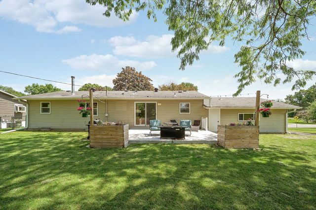 5810 Oldfield Avenue N, Stillwater, MN 55082