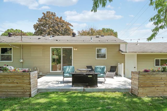5810 Oldfield Avenue N, Stillwater, MN 55082