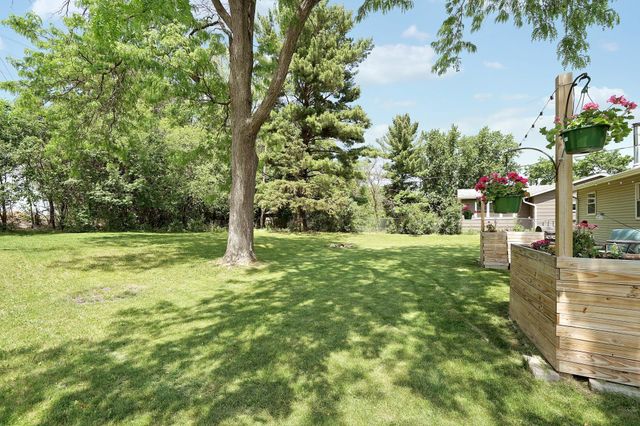 5810 Oldfield Avenue N, Stillwater, MN 55082
