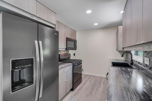 5810 Oldfield Avenue N, Stillwater, MN 55082