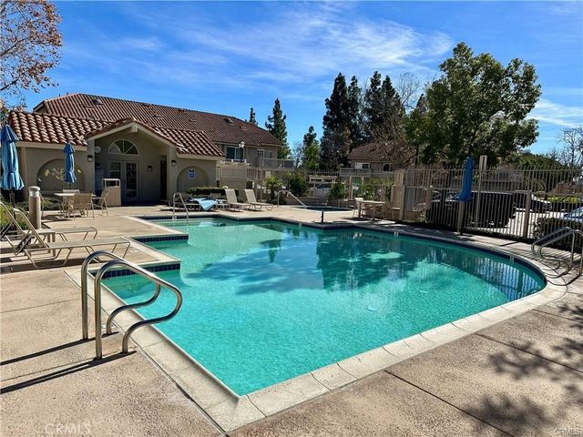 19016 Canyon, Trabuco Canyon, CA 92679