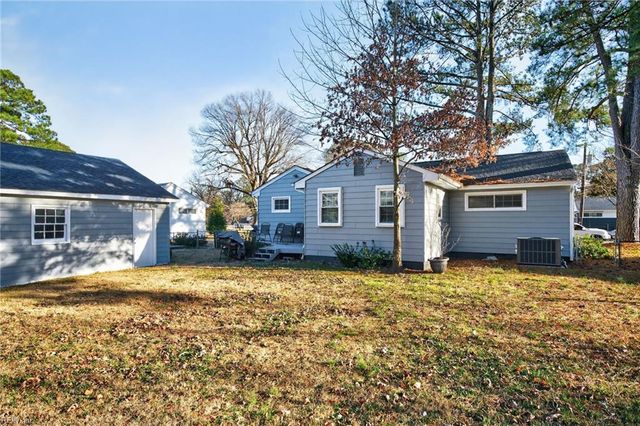 57 Warren DR, Portsmouth, VA 23701