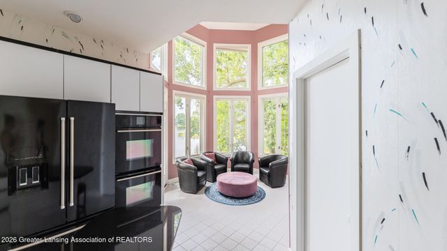 10082 Oak Island Drive, Laingsburg, MI 48848