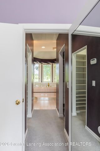 10082 Oak Island Drive, Laingsburg, MI 48848