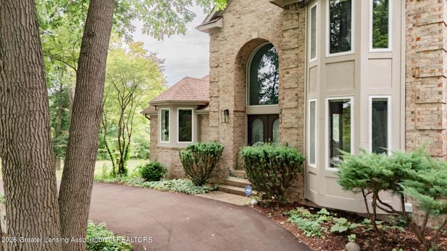 10082 Oak Island Drive, Laingsburg, MI 48848