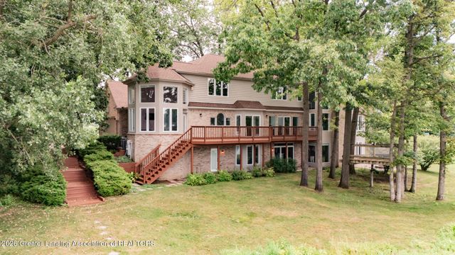 10082 Oak Island Drive, Laingsburg, MI 48848