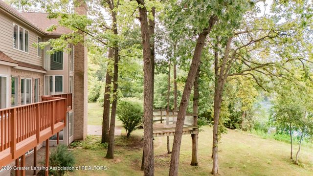 10082 Oak Island Drive, Laingsburg, MI 48848