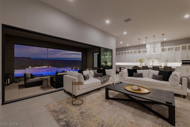 11888 Wildrose Arch Drive, Las Vegas, NV 89138