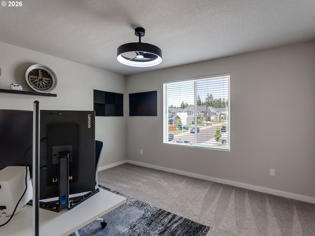 291 W 17TH St, Lafayette, OR 97127