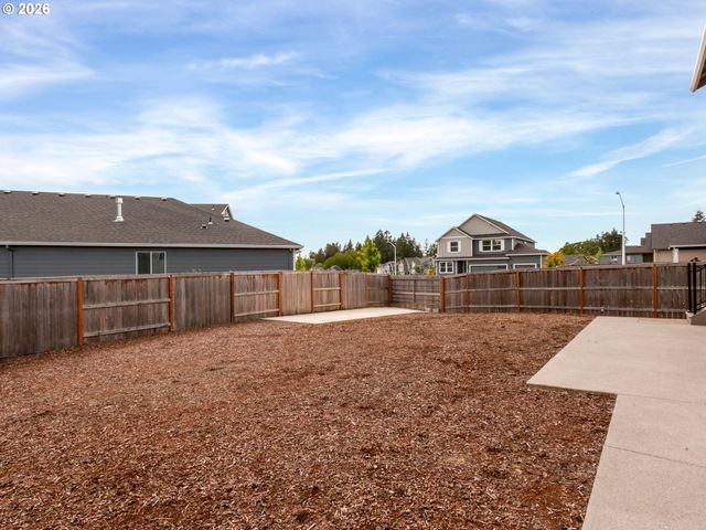291 W 17TH St, Lafayette, OR 97127
