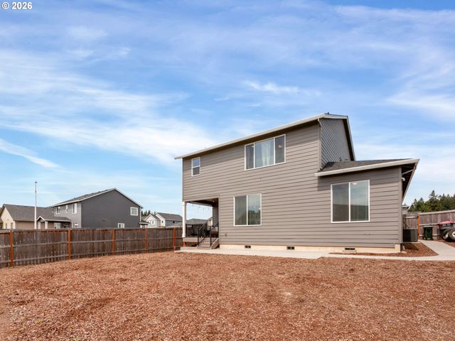 291 W 17TH St, Lafayette, OR 97127
