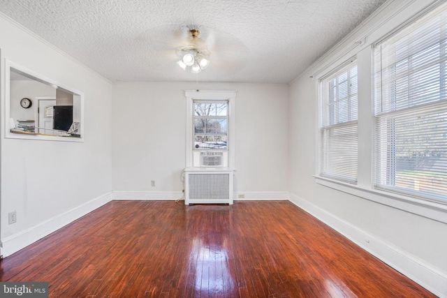 91 IRVINGTON PL, Trenton, NJ 08610