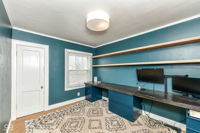 621 Kessler Boulevard East Drive, Indianapolis, IN 46220