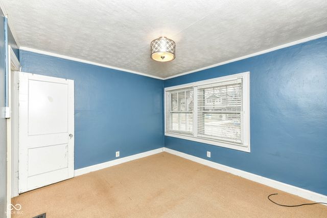 621 Kessler Boulevard East Drive, Indianapolis, IN 46220