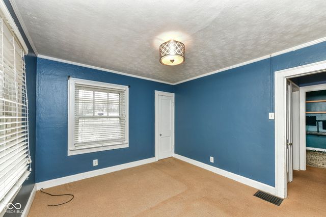 621 Kessler Boulevard East Drive, Indianapolis, IN 46220