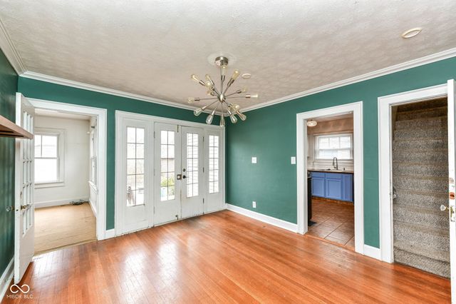 621 Kessler Boulevard East Drive, Indianapolis, IN 46220