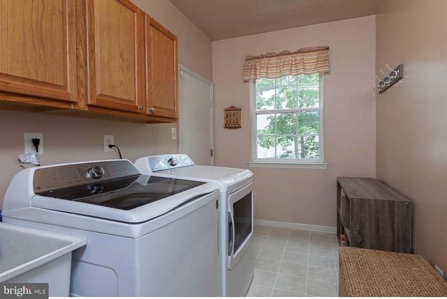 1052 BONNIE BLUE CIR, Williamstown, NJ 08094