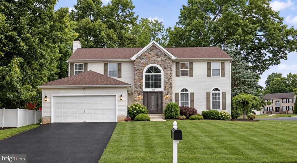 1052 BONNIE BLUE CIR, Williamstown, NJ 08094