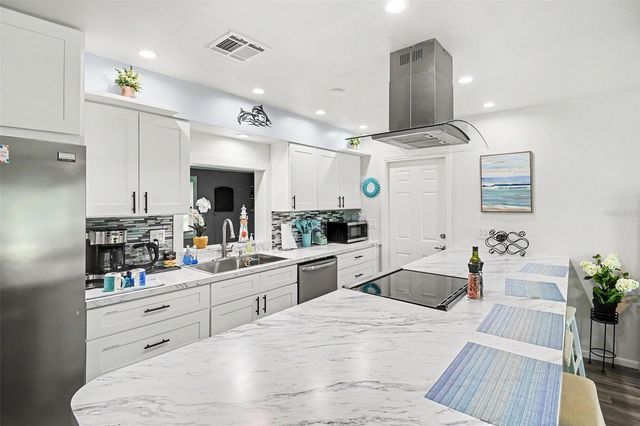 837 DOLPHIN AVENUE NW, Port Charlotte, FL 33948