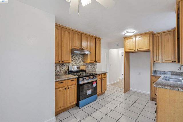 134 S 41St St, Richmond, CA 94804