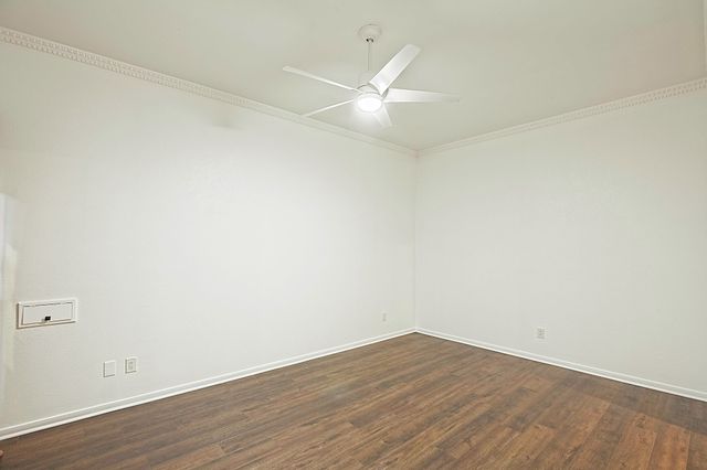 3217 Squireswood Drive, Carrollton, TX 75006