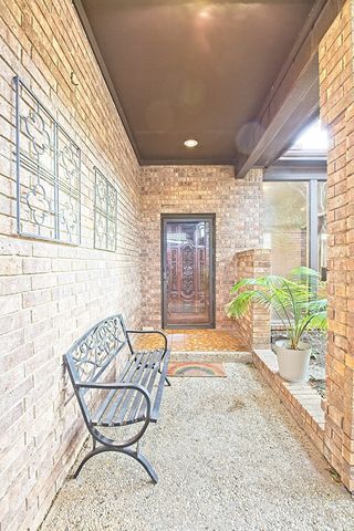 3217 Squireswood Drive, Carrollton, TX 75006