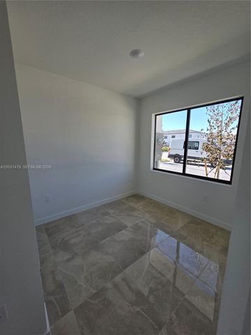 1305 NW 4th Ter 1305, Florida City, FL 33034