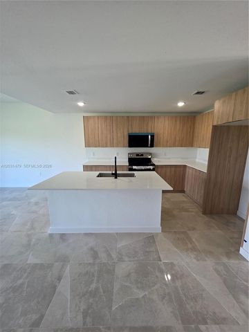 1305 NW 4th Ter 1305, Florida City, FL 33034