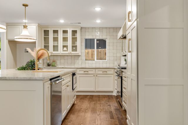 9339 Springwater Drive, Dallas, TX 75228