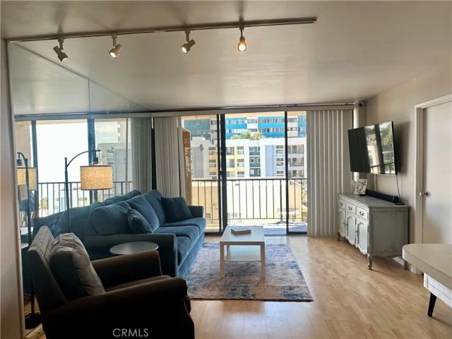 1750 E Ocean 503, Long Beach, CA 90802