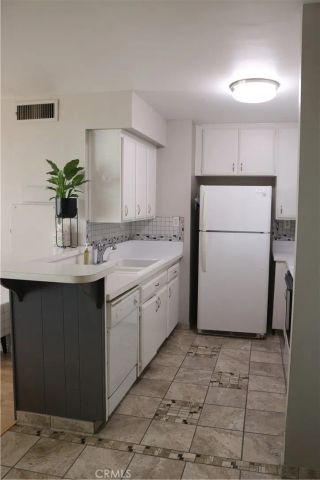 1750 E Ocean 503, Long Beach, CA 90802