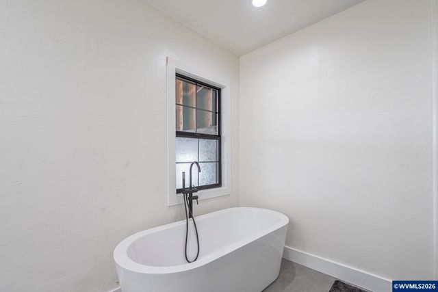 258 Scravel Hill Rd, Albany, OR 97322